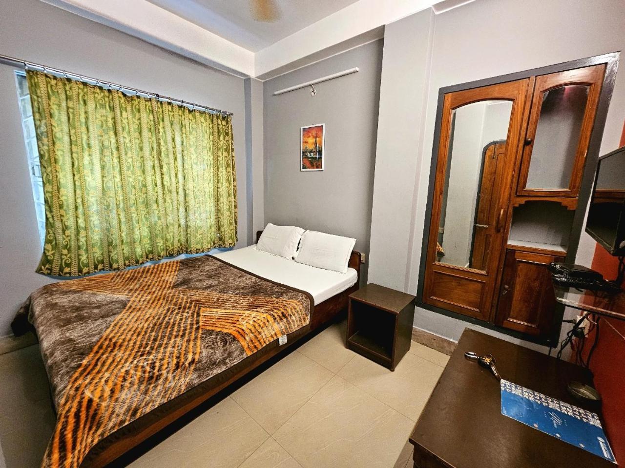 סיליגורי Hotel Vishal מראה חיצוני תמונה