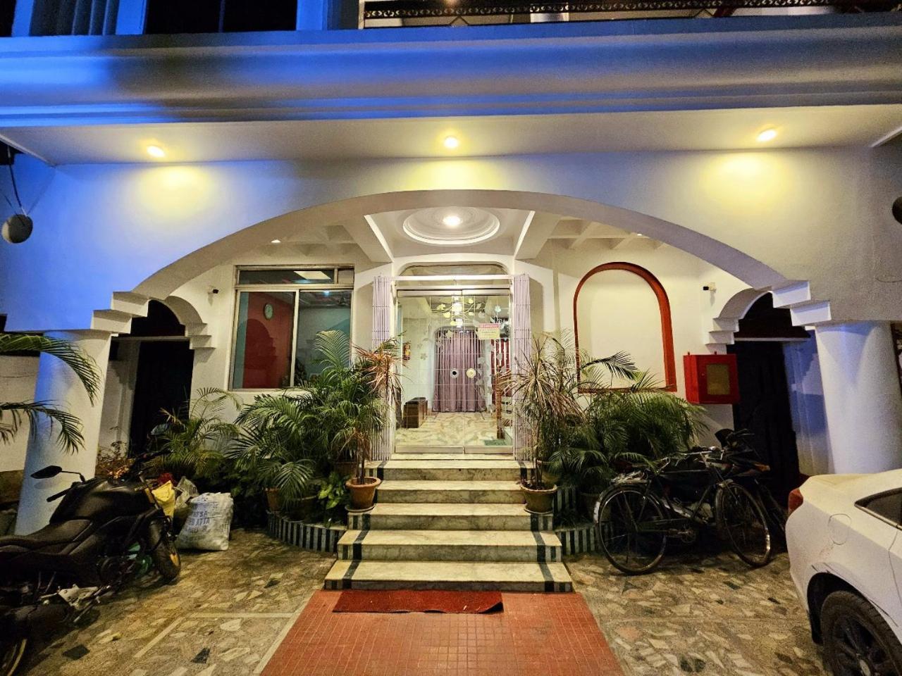 סיליגורי Hotel Vishal מראה חיצוני תמונה
