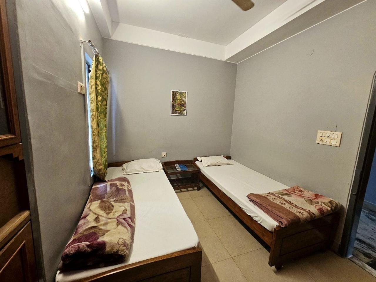 סיליגורי Hotel Vishal מראה חיצוני תמונה