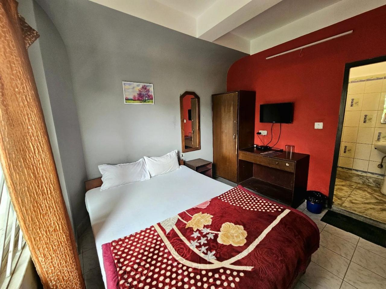 סיליגורי Hotel Vishal מראה חיצוני תמונה